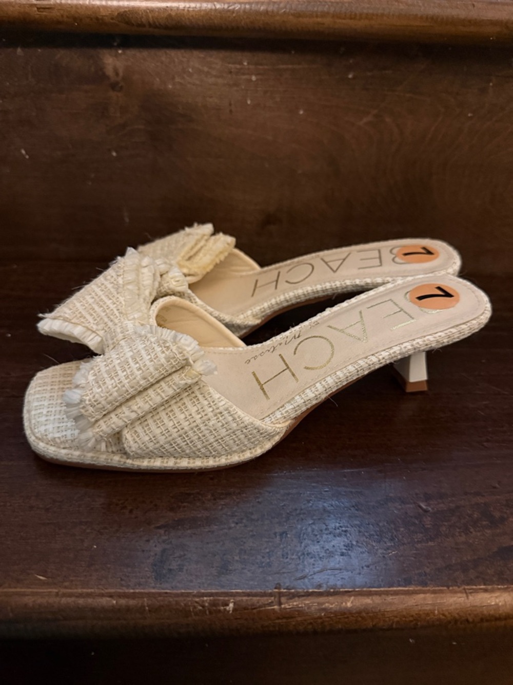 Cream Bow Slide Sandals - Picture 2 of 4